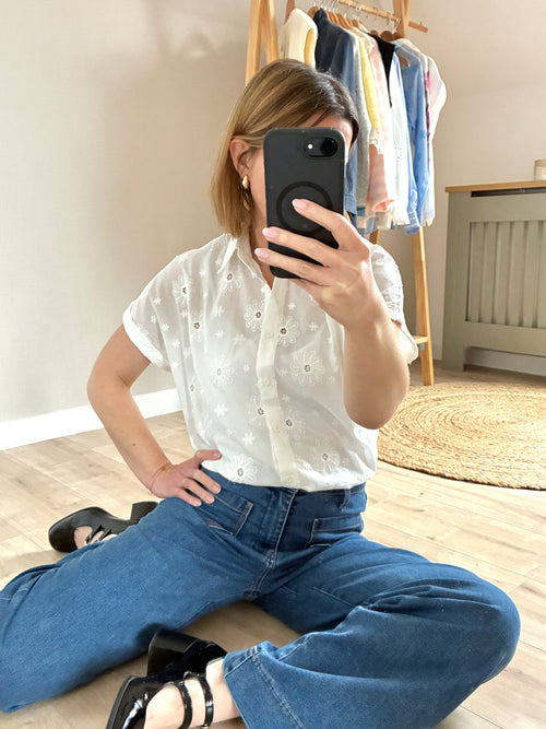 Chemise-brodee-blanche