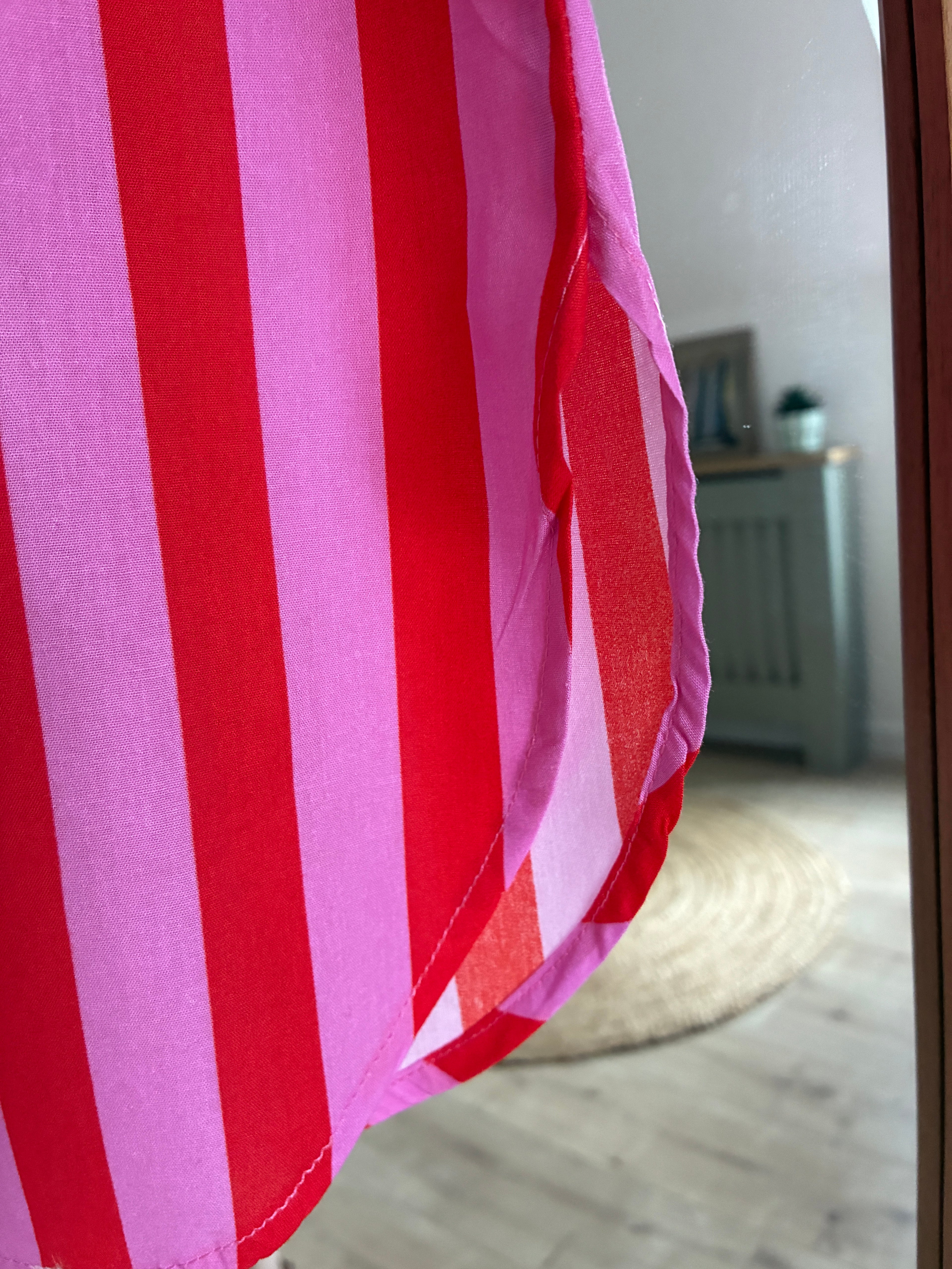 Robe rose à rayures rouges Alix