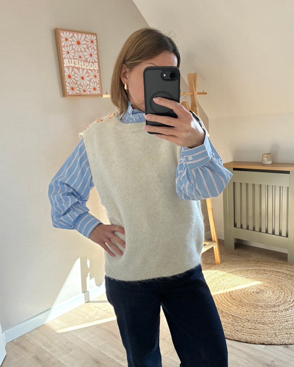 Pull-beige-sans-manches