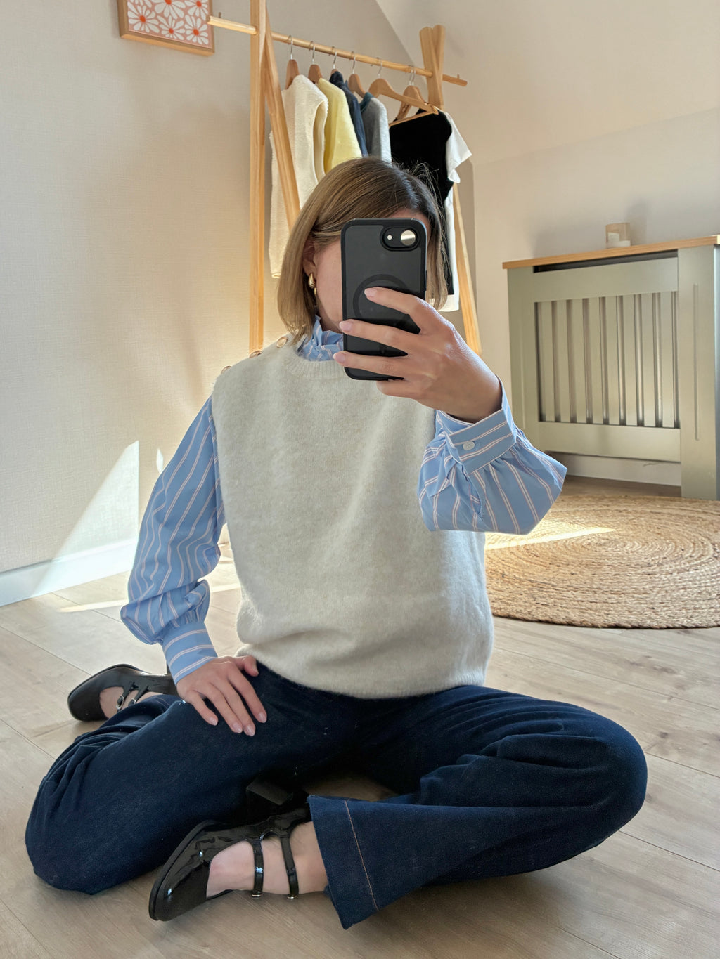 Pull-beige-sans-manches